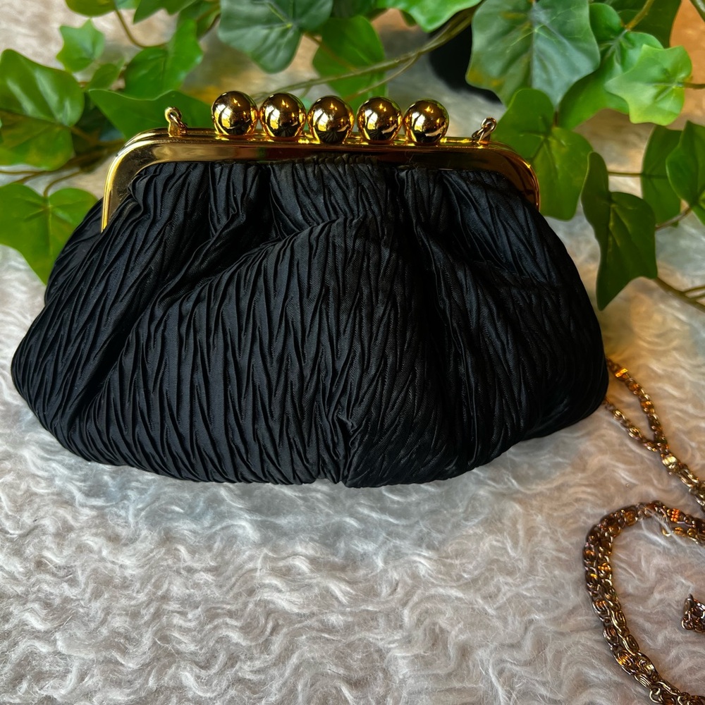 1980s Elegant Vintage Pleated Crossbody Clutch black evening bag by Carla Marchi